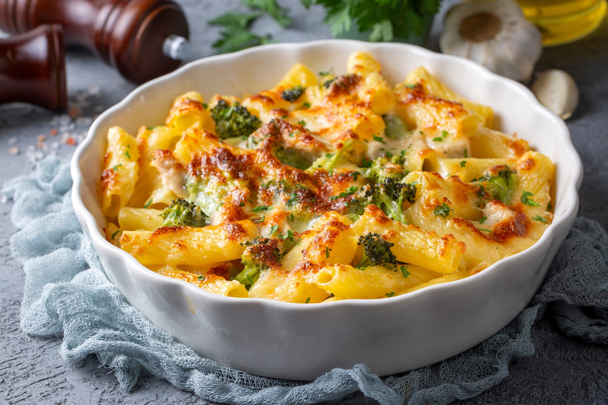 Nudelauflauf mit Brokkoli und Gorgonzola: schneller Ofengenuss -  Leckerschmecker