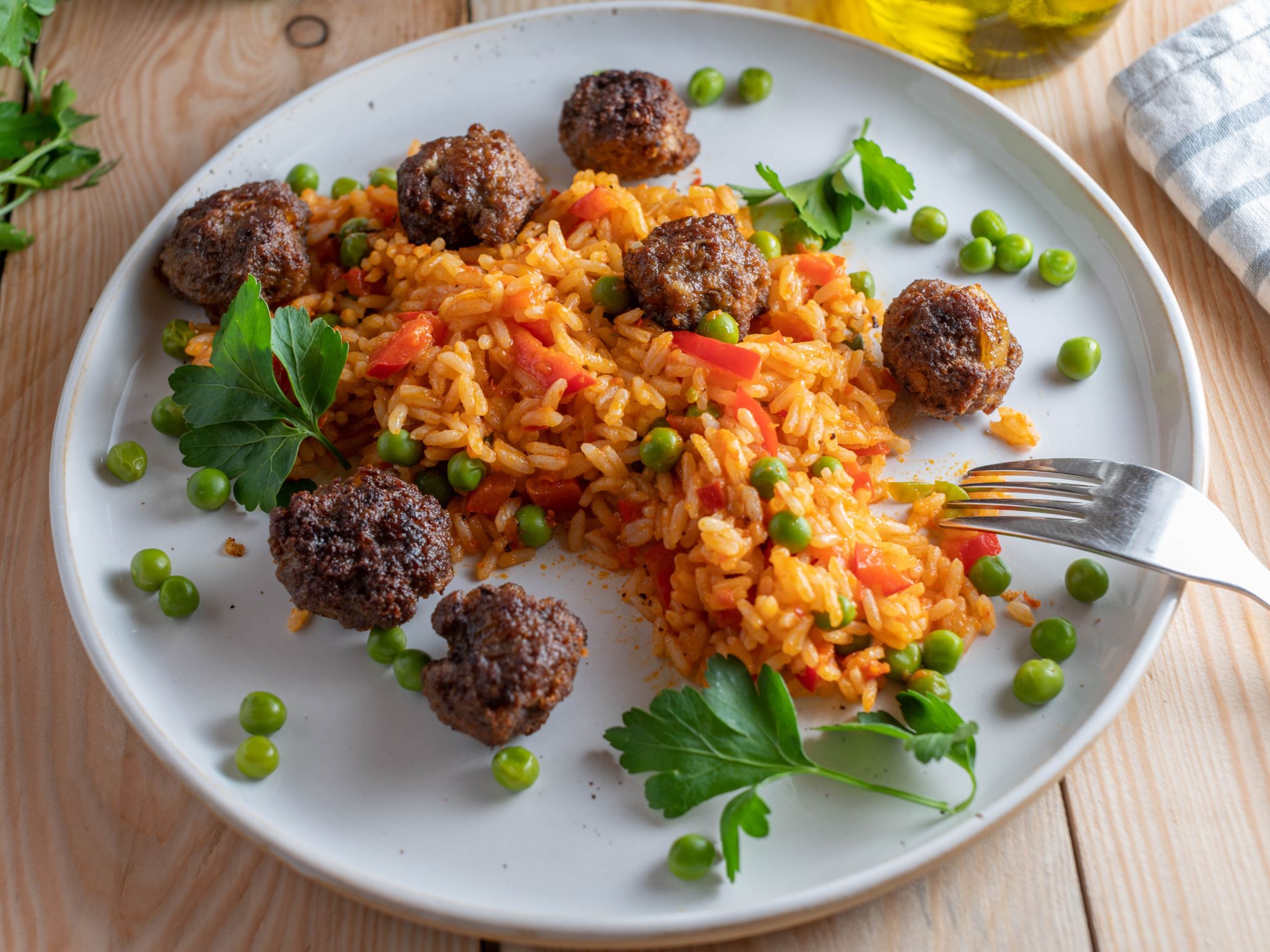 Paprika-Risotto mit Hackbällchen: Es gibt Reis, Baby! - Leckerschmecker