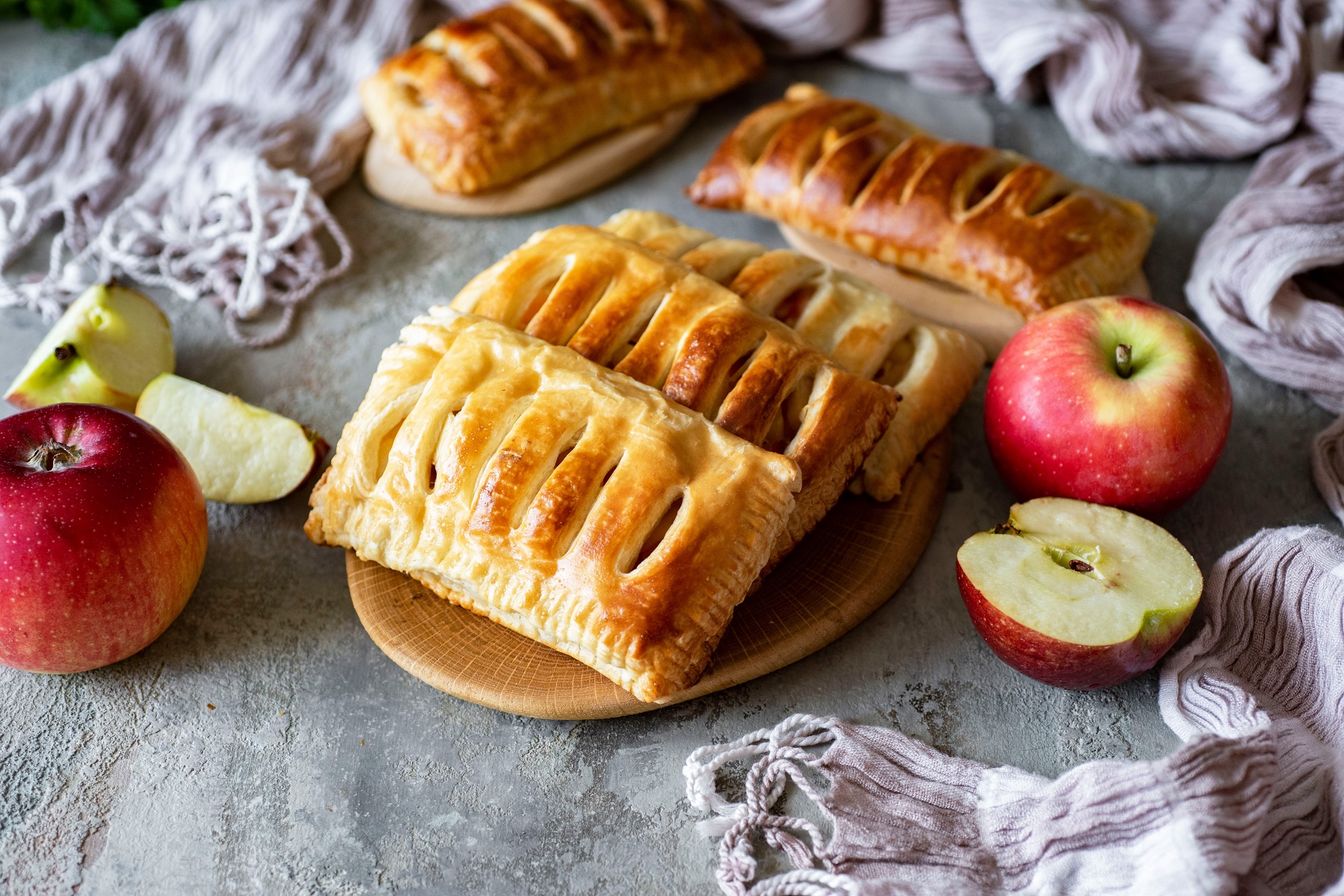 Apfel-Quark-Taschen mit Blätterteig: süßer Genuss am Nachmittag ...