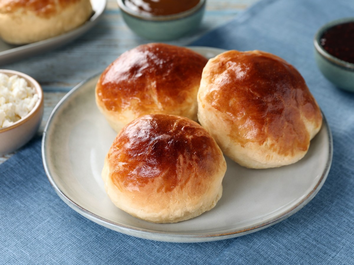 Wunderbar weiche Hüttenkäse-Brötchen: Genuss am Frühstückstisch oder unterwegs