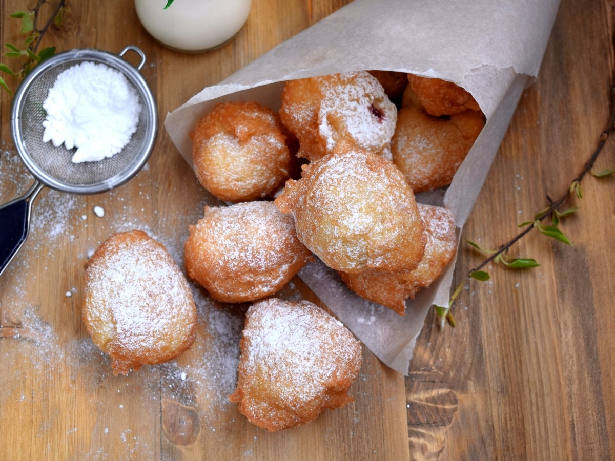 Berliner aus der Heißluftfritteuse: fluffig und ohne Fettbad