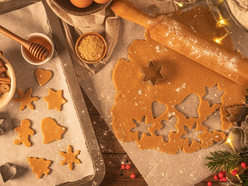 Ein früher Beginn der heimischen Weihnachtsbäckerei Mitte November ist eine gute Idee.