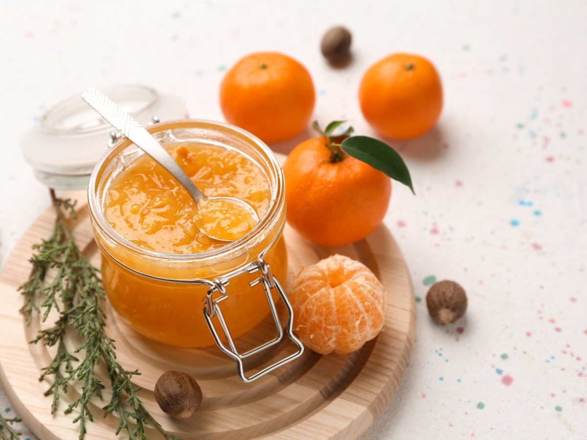 Mandarinenmarmelade zum Frühstück