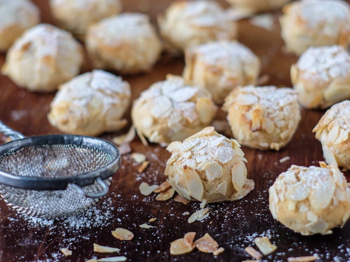 Süßes Gebäck aus Sizilien: Marzipan-Mandorlini